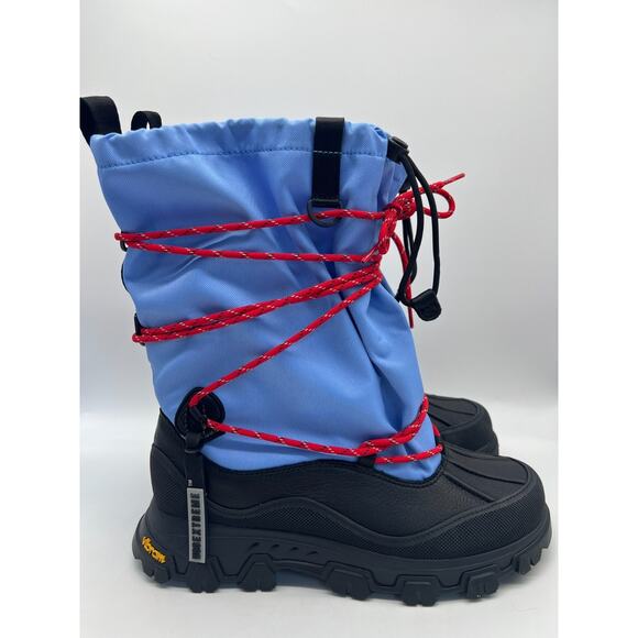 UGG MetroPeak Boot Sky Blue 1161890 Women's Size 8.5 New - Picture 1 of 16